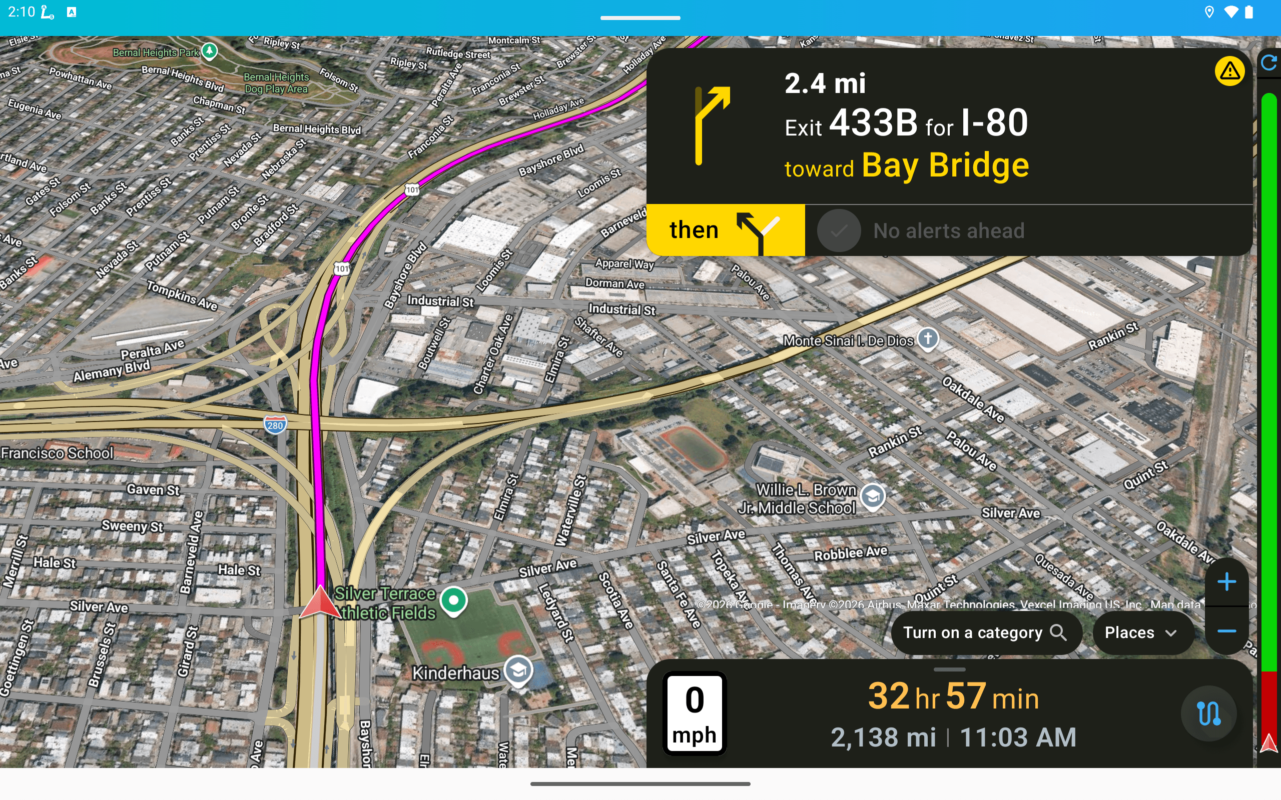 Satellite view near a stop: the entrance, how to approach it, where the docks are. It switches on at low speed and off again as you accelerate.