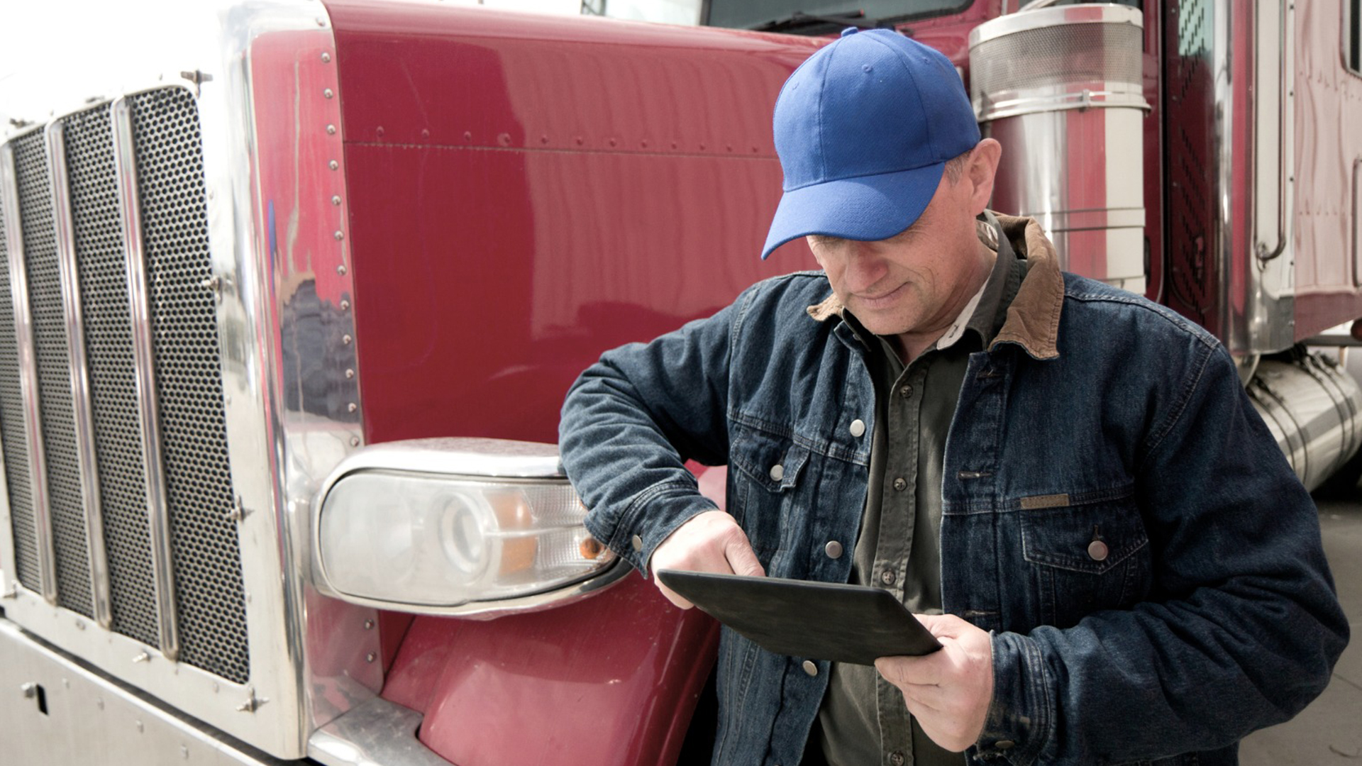 MapUp - AI-Powered Toll and Fuel Intelligence Solutions for Fleets